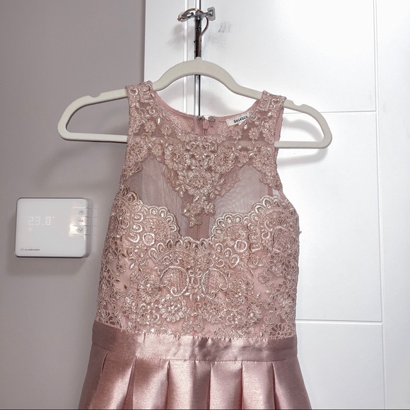 Rose gold gown size small - Picture 2 of 5